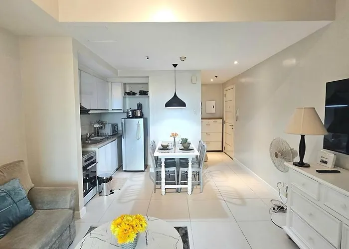 Kl Tower Residences In Makati Near Greenbelt, 1 Bedroom 100mbps Wi-fi Manila