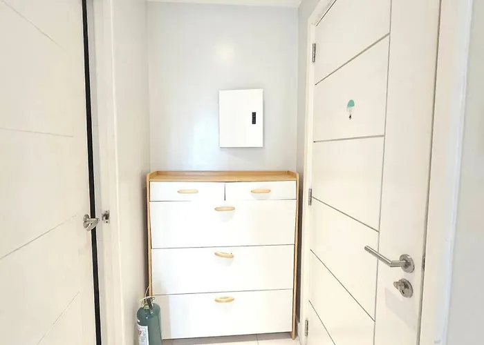 Apartment Kl Tower Residences In Makati Near Greenbelt, 1 Bedroom 100mbps Wi-fi *