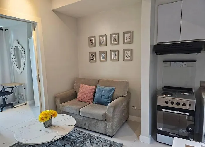 Kl Tower Residences In Makati Near Greenbelt, 1 Bedroom 100mbps Wi-fi Apartment Manila