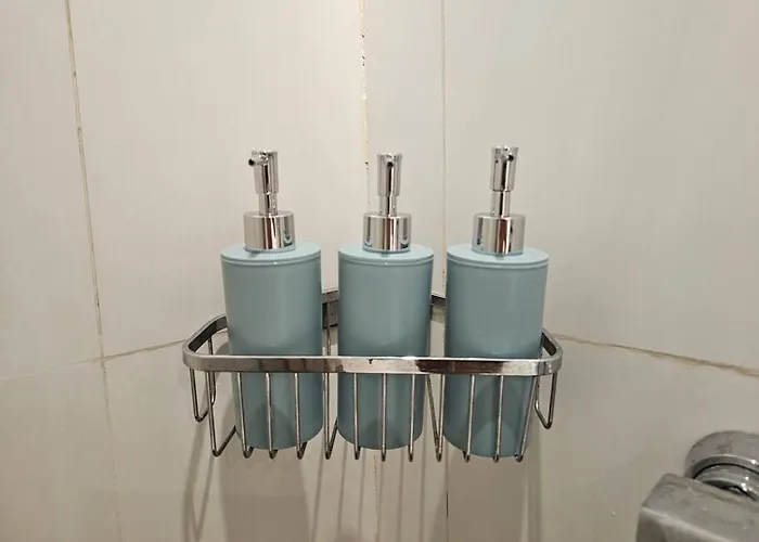 Kl Tower Residences In Makati Near Greenbelt, 1 Bedroom 100mbps Wi-fi Apartment *